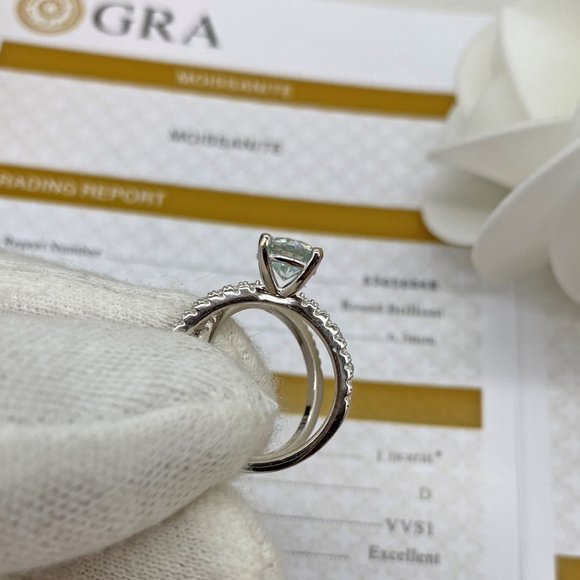 1 Carat Moissanite Wedding Rings Set With 925 Sterling Silver 18K Gold Plated - Picture 3 of 4